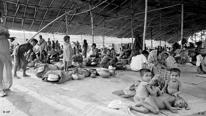 The lifestyle in the refugee camps during '71 - Bproperty