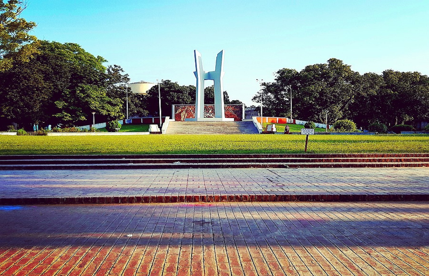 shaheed minar ru