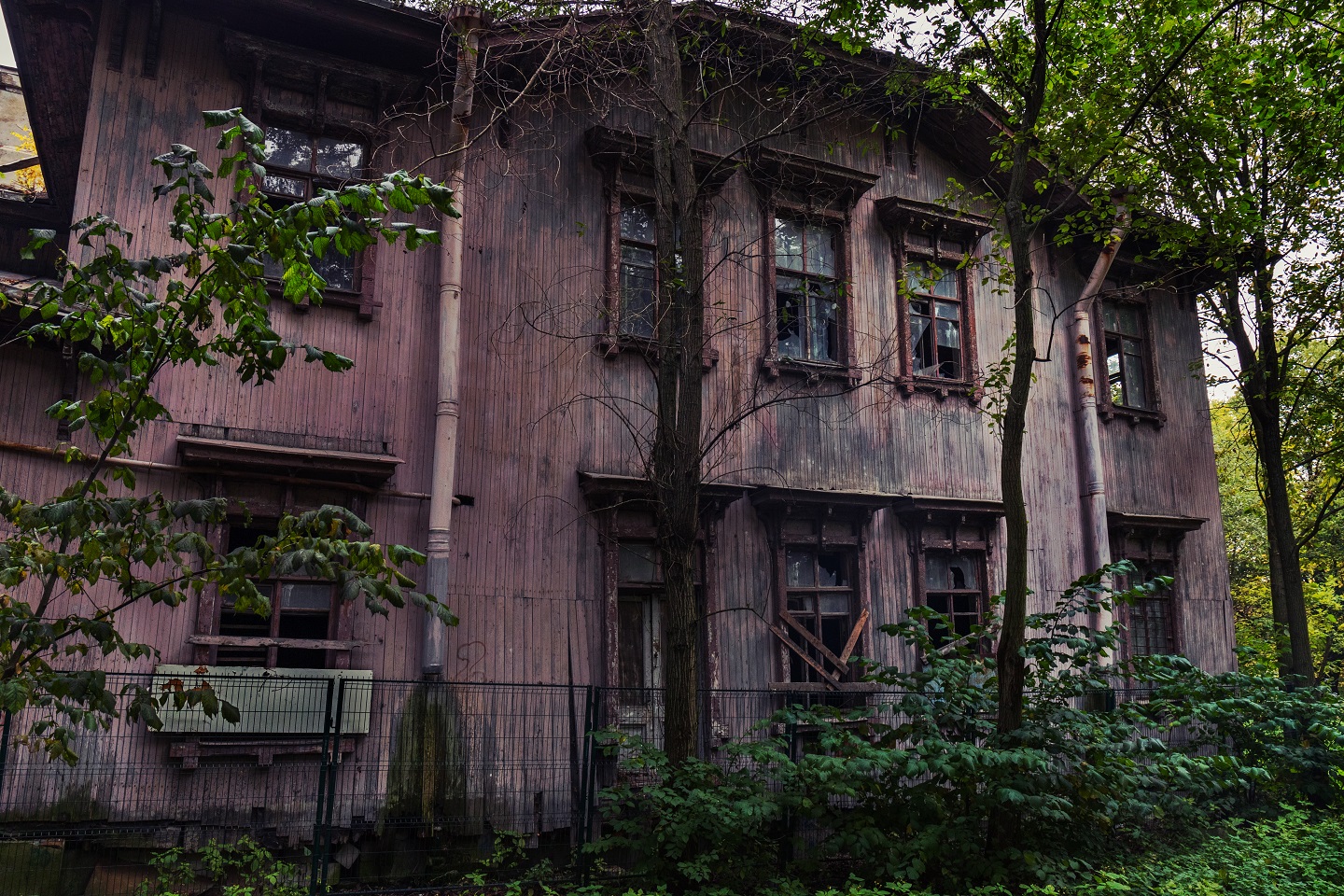 Abandoned,Old,Wooden,House,With,No,Windows