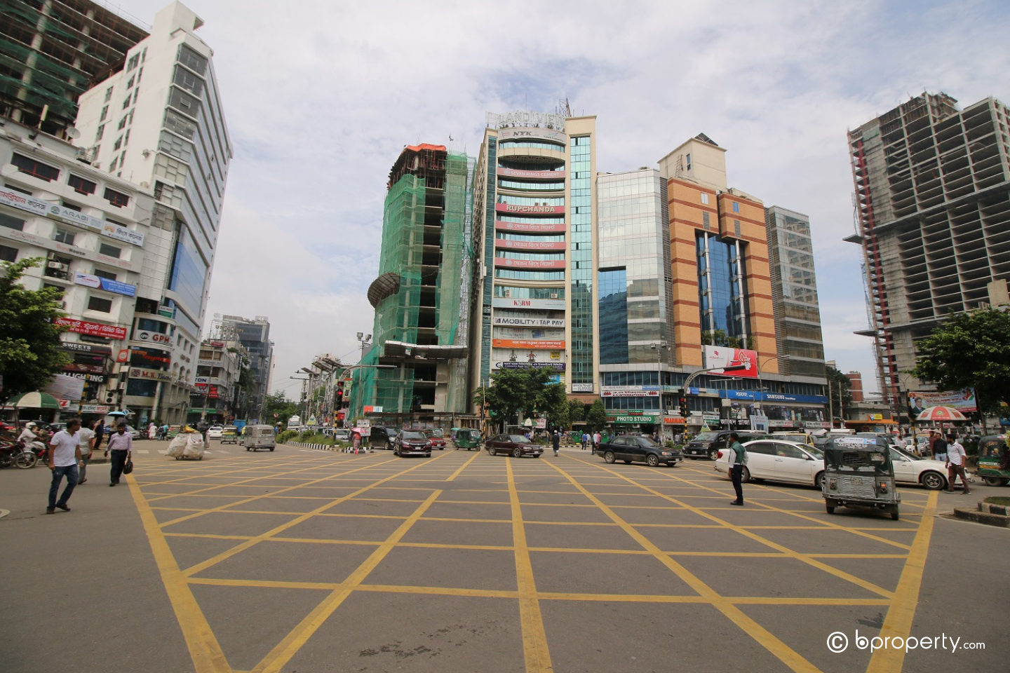 Gulshan is currently the top commercial hub in Dhaka