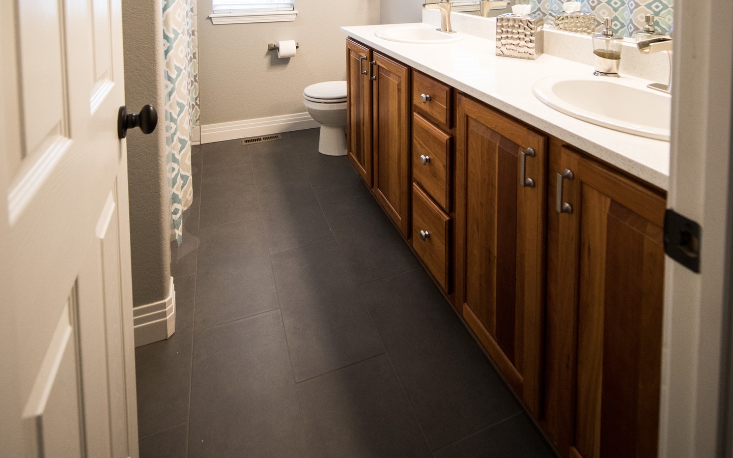 6 Easy Tips To Make Small Bathrooms Look Bigger Bproperty
