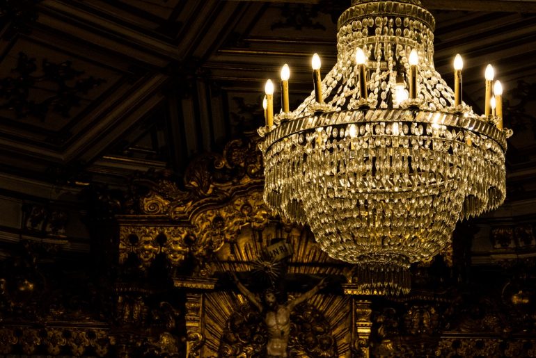 Different types of chandeliers and how to choose them - Bproperty