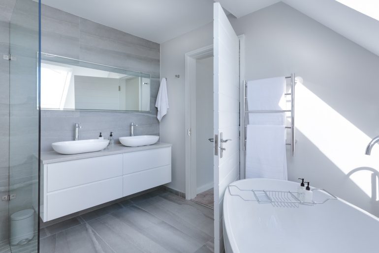 Bathroom Decorating Ideas To Spruce Things Up - Bproperty